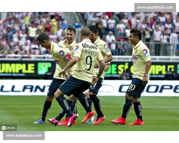 绿茵之上，心之所向，瓜达拉哈拉的足球朝圣！